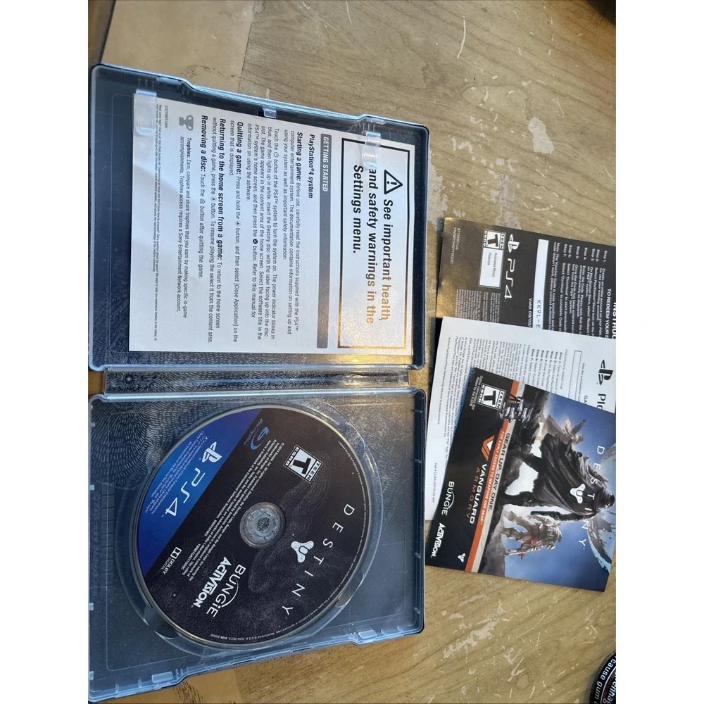 Destiny PlayStation 4 PS4 Game Steelbook Excellent Condition